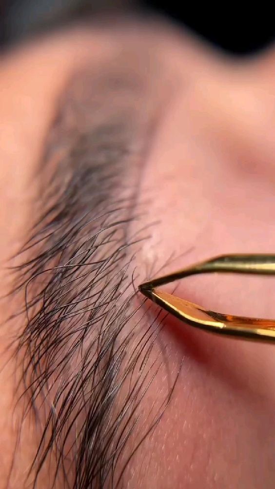 Depilación y Diseño de Cejas